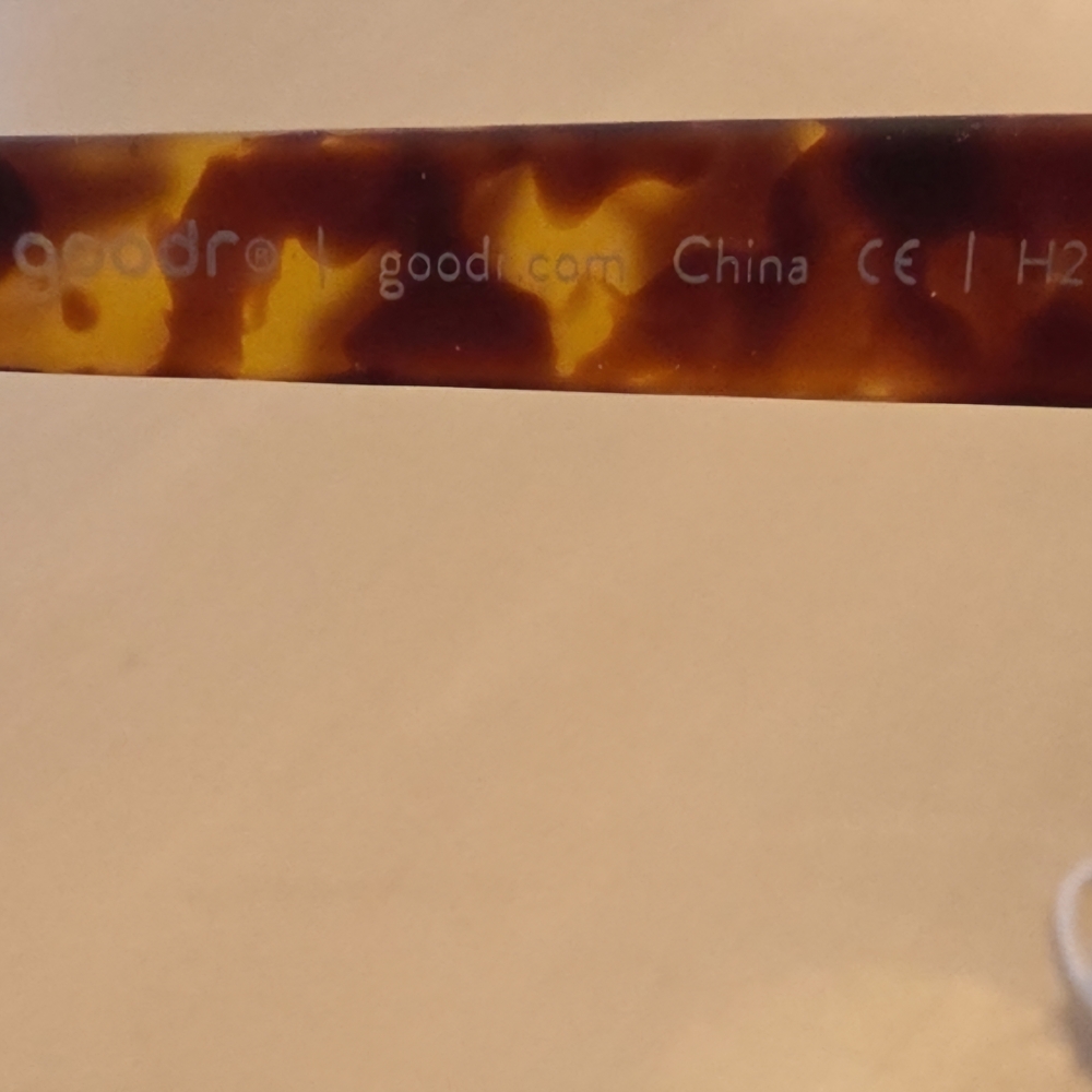 Tortoise Shell Sunglasses - Picture 4 of 6